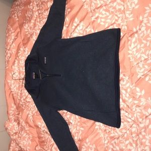 Patagonia 1/4 zip pullover. Size Small